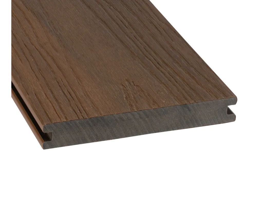 https://media.holzland.de/pim2/78872_HQ_BPC_massiv_Terrassendiele_Primo_nussbraun_01.tif